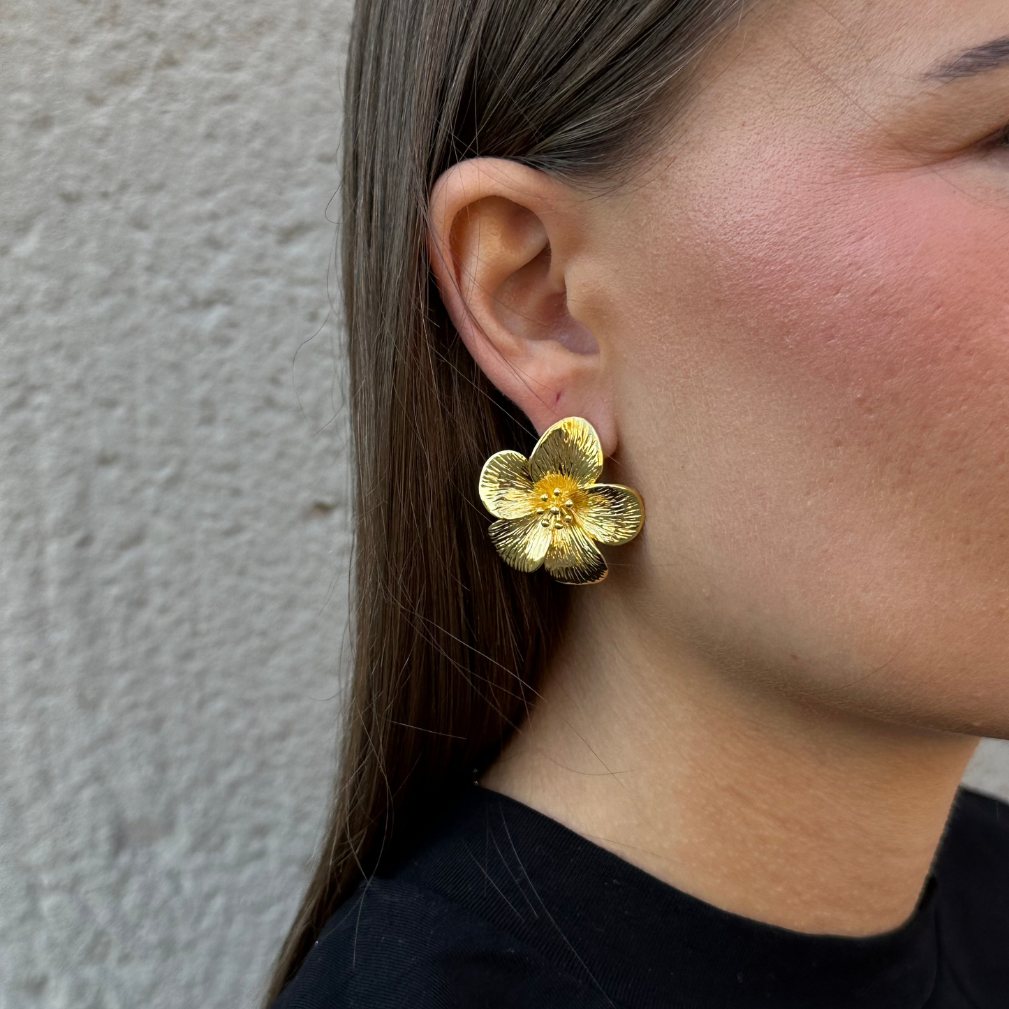 LARGE FLOWER EARRINGS Gold