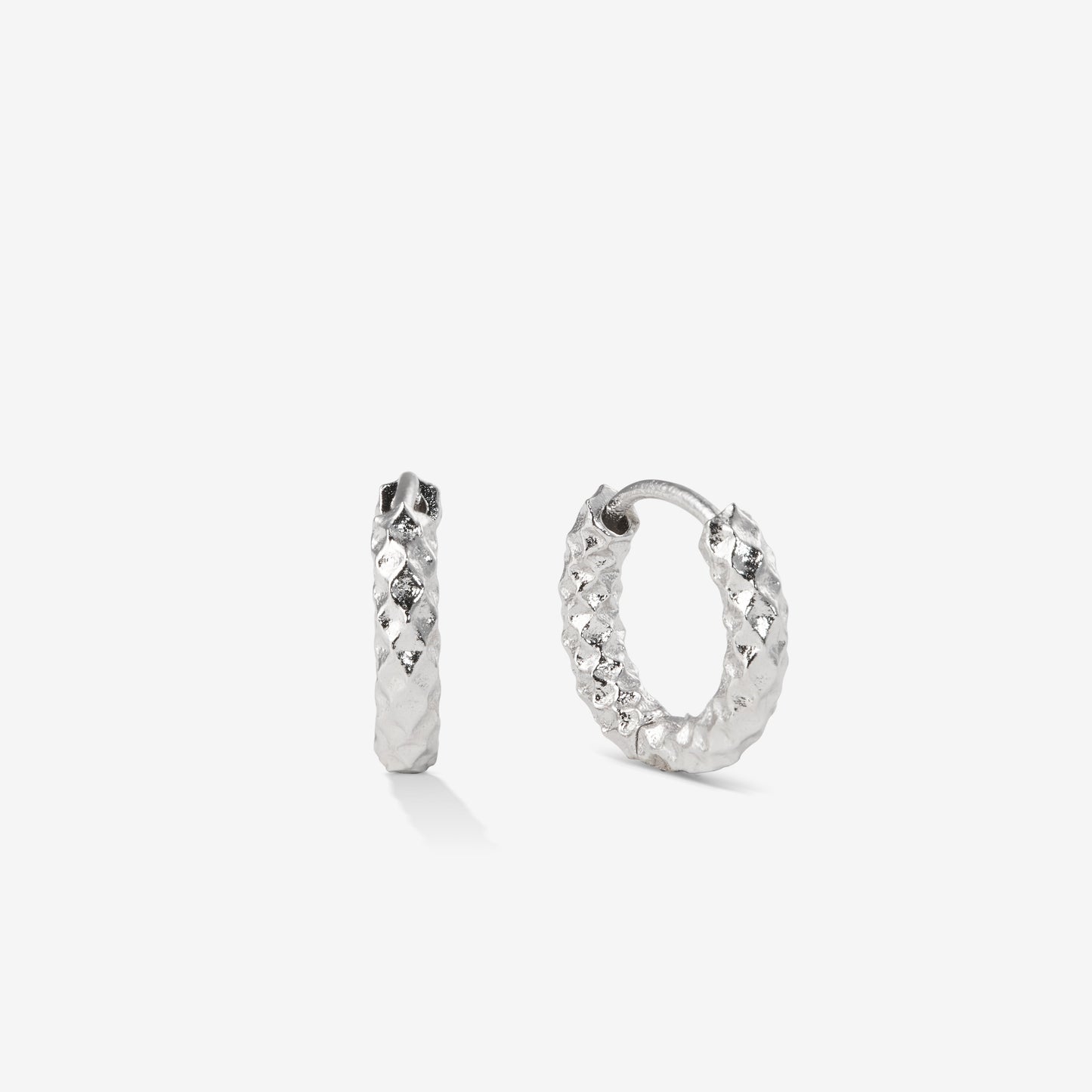 TEXTURED HOOPS Silver